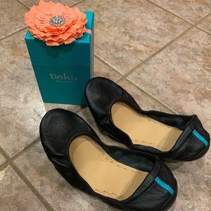 Tieks Black Matte